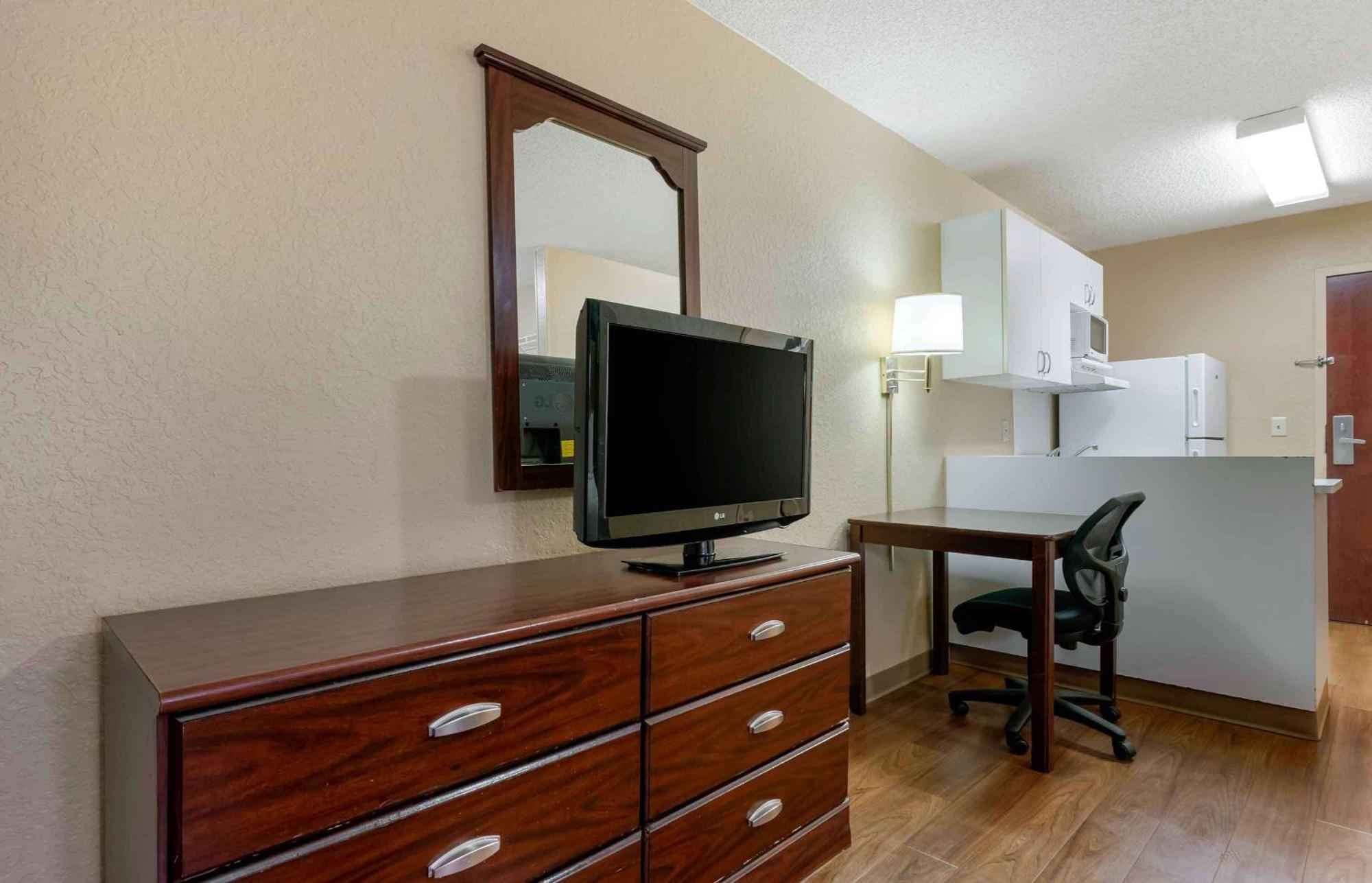 Extended Stay America Select Suites - Jacksonville - Lenoir Avenue East Εξωτερικό φωτογραφία