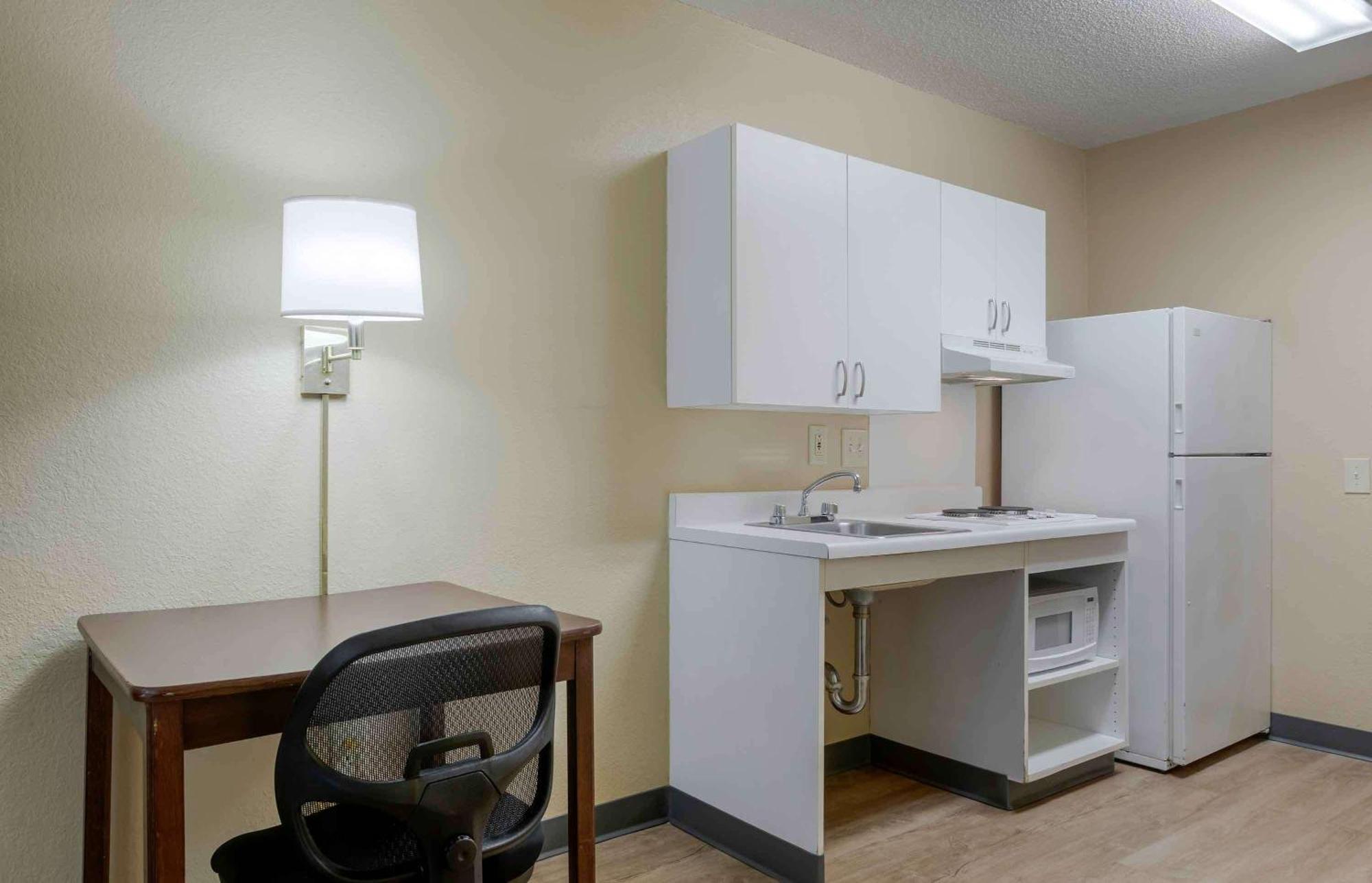 Extended Stay America Select Suites - Jacksonville - Lenoir Avenue East Εξωτερικό φωτογραφία