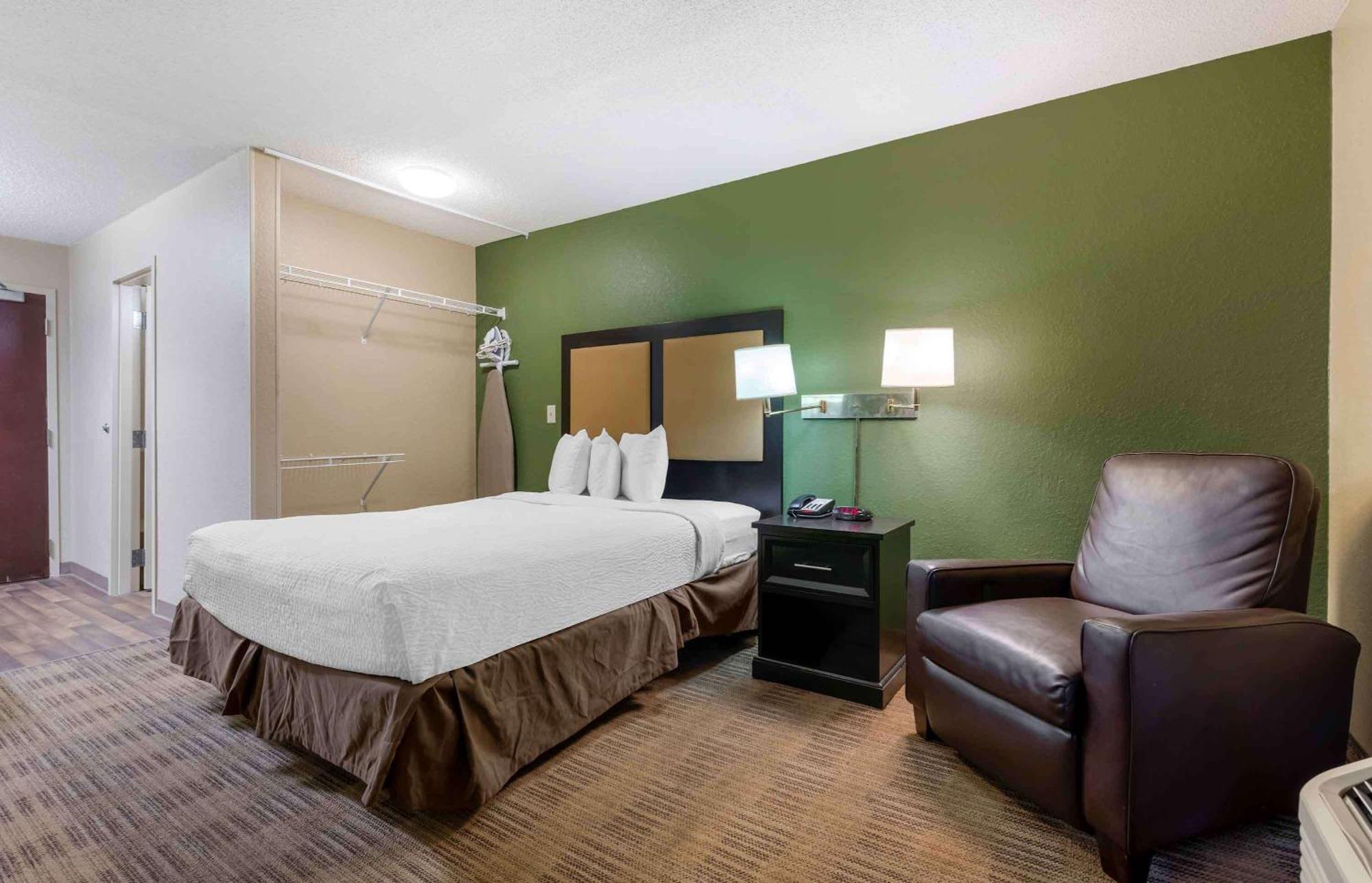 Extended Stay America Select Suites - Jacksonville - Lenoir Avenue East Εξωτερικό φωτογραφία